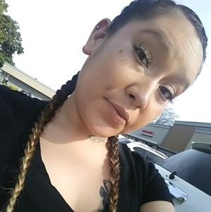 Meet your Posher, Salena